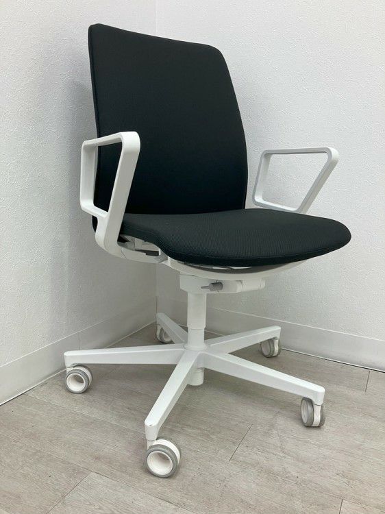 コクヨファブレ(FABRE) シリーズ 固定肘付ファブレチェア 商品画像13