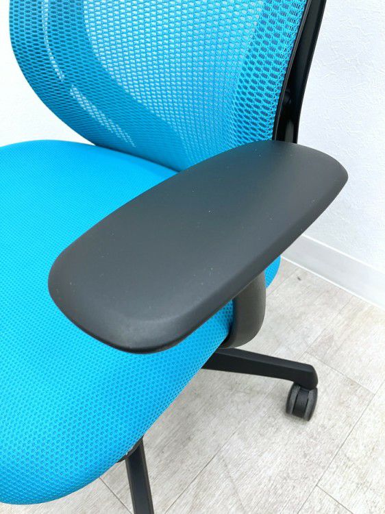 オカムラSylphy(シルフィー)チェア 固定肘付シルフィーチェア 商品画像7