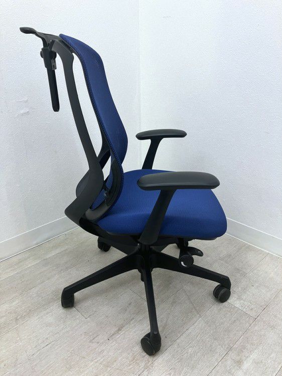 オカムラSylphy(シルフィー)チェア 固定肘付シルフィーチェア 商品画像3