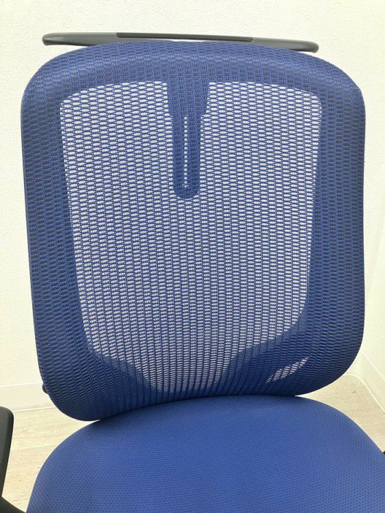 オカムラSylphy(シルフィー)チェア 固定肘付シルフィーチェア 商品画像5