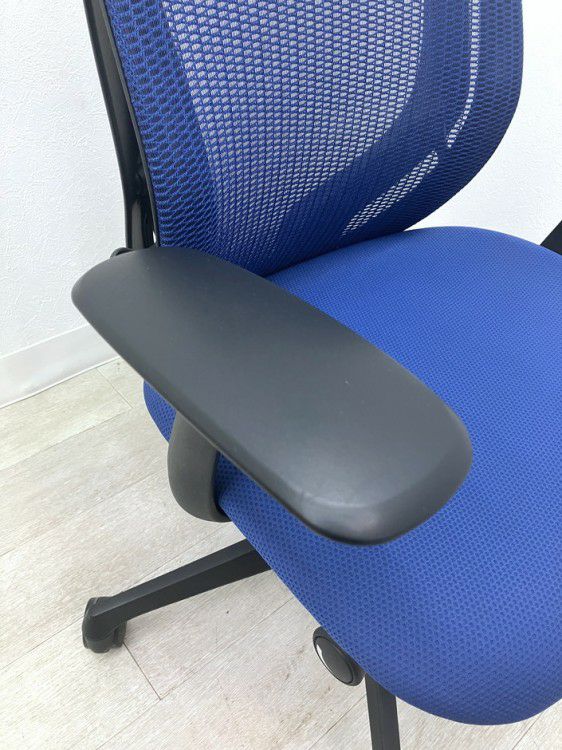 オカムラSylphy(シルフィー)チェア 固定肘付シルフィーチェア 商品画像6