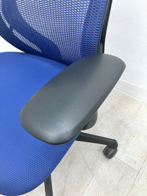 オカムラSylphy(シルフィー)チェア 固定肘付シルフィーチェア 商品画像7