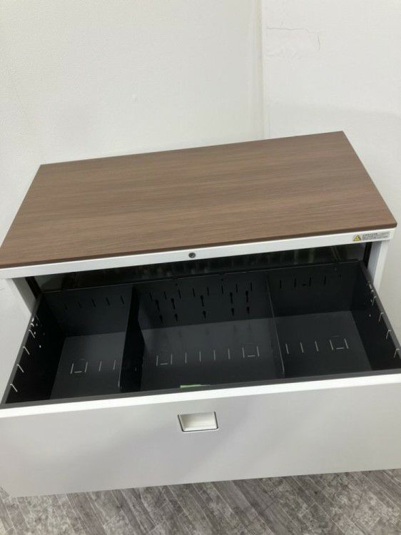 オカムラレクトラインシリーズ 天板付3段ラテラル書庫 商品画像4