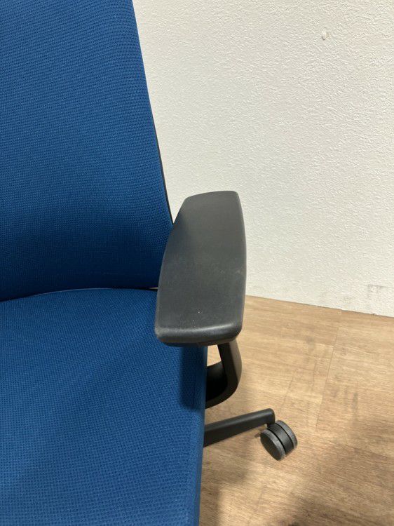 コクヨウィザード2（Wizard2）チェア 固定肘付ウィザード2チェア 商品画像10