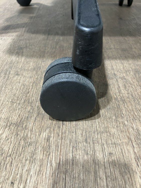 イトーキエピオス（EPIOS）チェア 可動肘付エピオスチェア 商品画像10