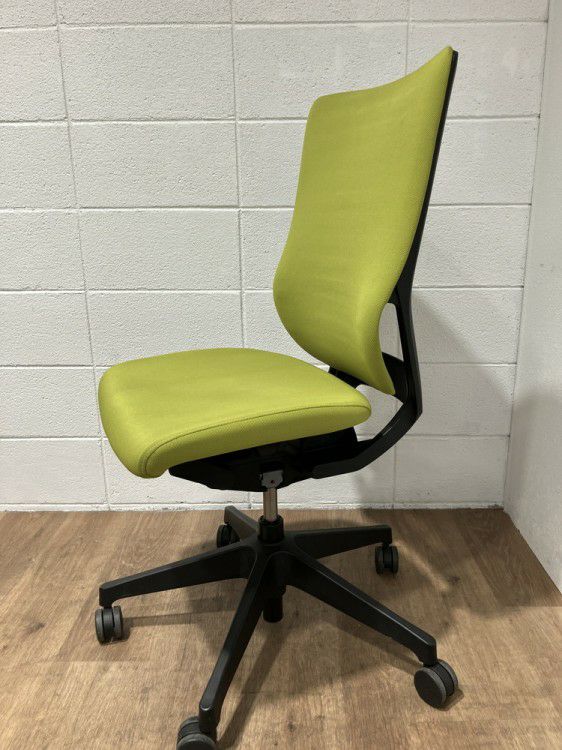 イトーキエピオス（EPIOS）チェア エピオスチェア 商品画像1