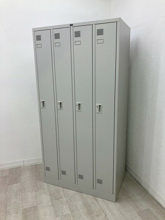 ウチダ（内田洋行）NS型シリーズ 4人用ロッカー 商品画像1
