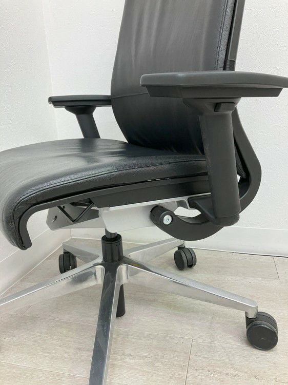 スチールケースシンク（Think）チェア 可動肘付シンクチェア 商品画像11