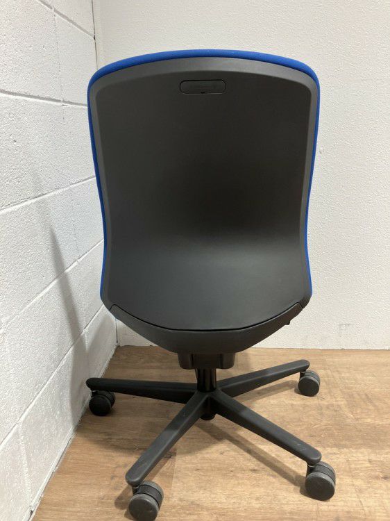 ウチダ（内田洋行）CARISSA 2（カリッサ 2）シリーズ カリッサ2チェア 商品画像4