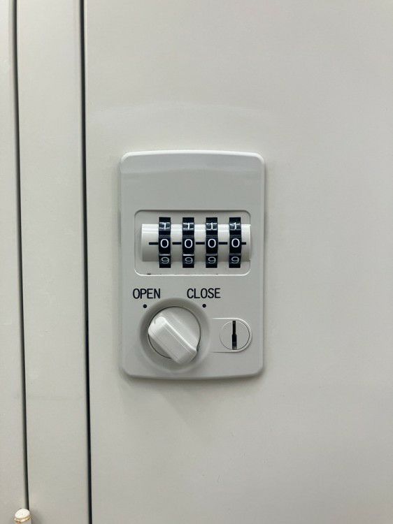 SEIKO FAMILY（生興） LKDシリーズ 4人用ロッカー 商品画像7