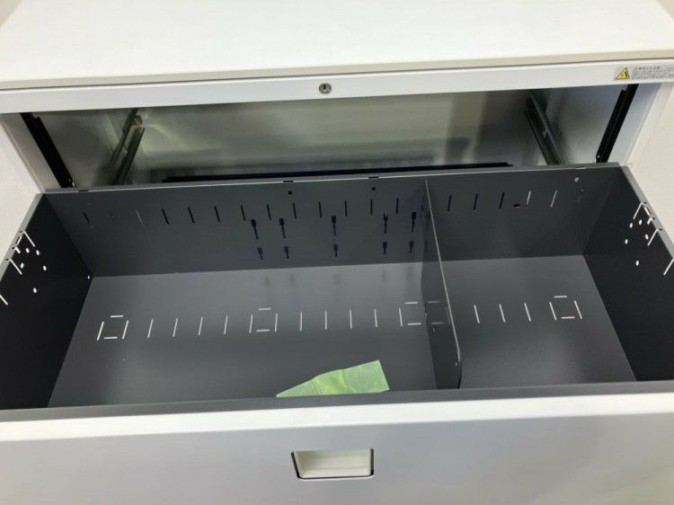 オカムラレクトラインシリーズ 天板付3段ラテラル書庫 商品画像3