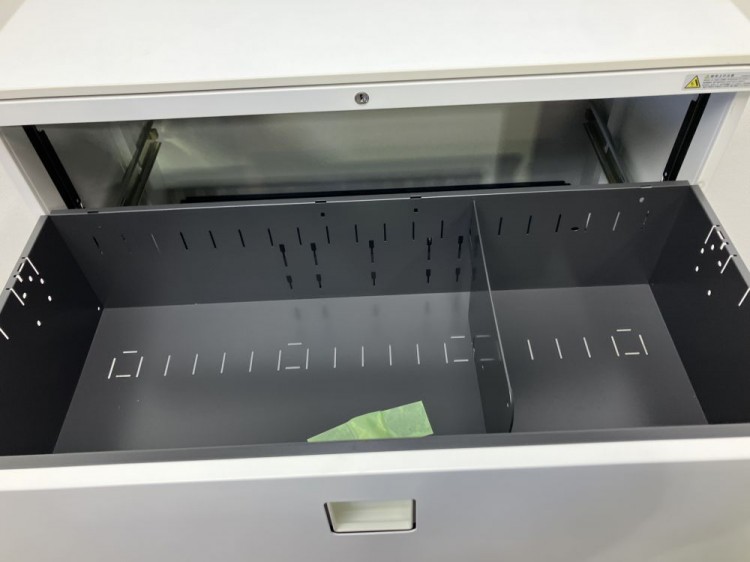 オカムラレクトラインシリーズ 天板付3段ラテラル書庫 商品画像3