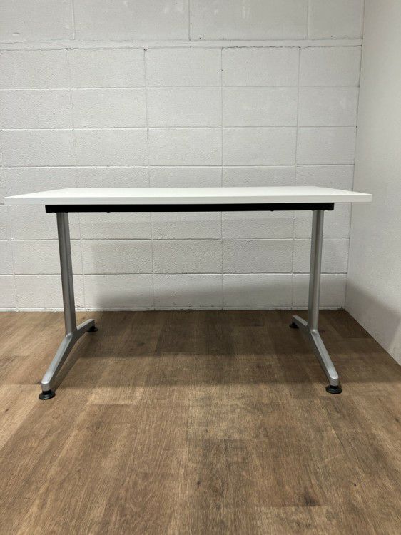 コクヨJUTO（ジュート）シリーズ ミーティングテーブル 商品画像2