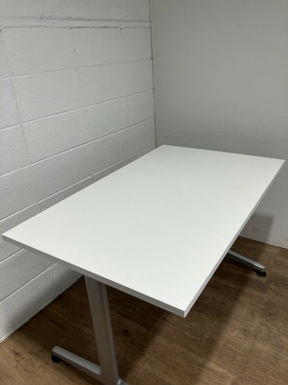 コクヨJUTO（ジュート）シリーズ ミーティングテーブル 商品画像3