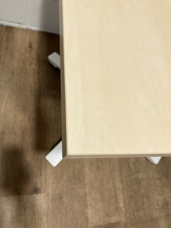 コクヨビエナ（VIENA）シリーズ 角テーブル 商品画像4