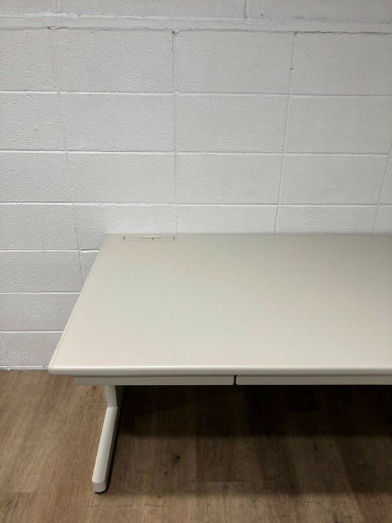 コクヨBS+シリーズ 1400平デスク 商品画像3