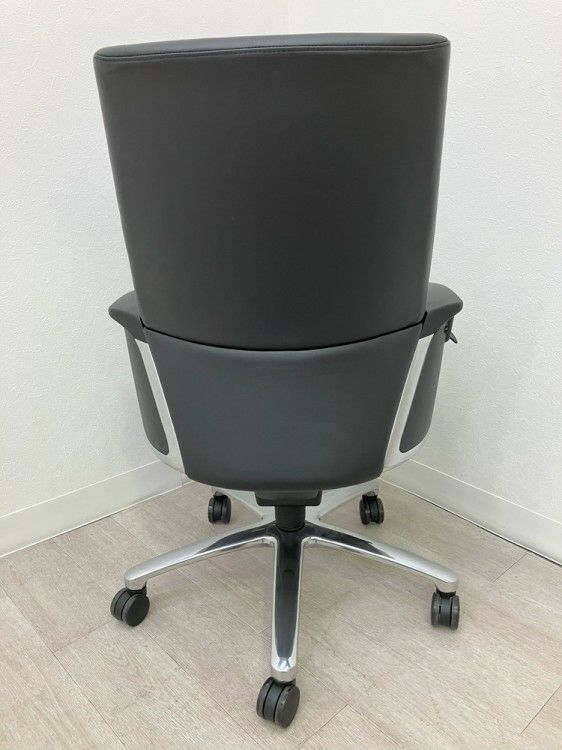 コクヨマネージメントチェア フィロソフィーシリーズ 固定肘付フィロソフィーチェア 商品画像4