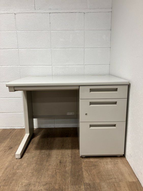 INABA/イナバVDNシリーズ 1000片袖デスク 商品画像1