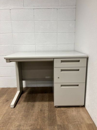 INABA/イナバVDNシリーズ 1000片袖デスク 商品画像1