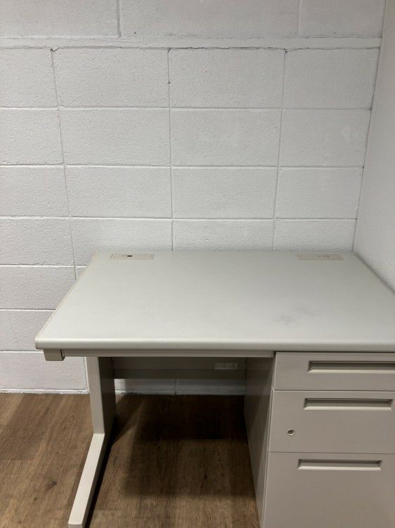 INABA/イナバVDNシリーズ 1000片袖デスク 商品画像2