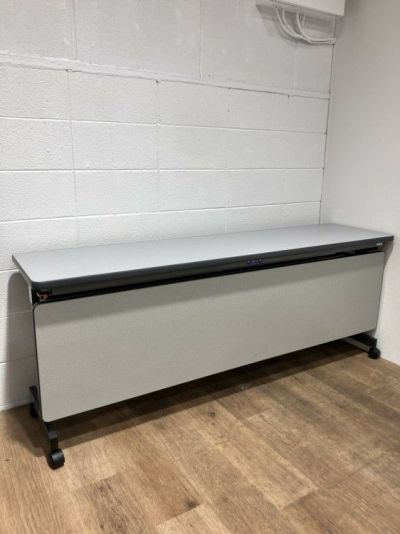 ライオンデリカフラップテーブル(PF)シリーズ サイドスタックテーブル 商品画像1