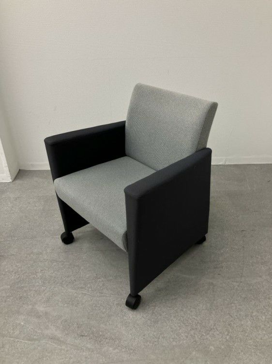 ウチダ（内田洋行）応接会議チェア4脚セット 商品画像3