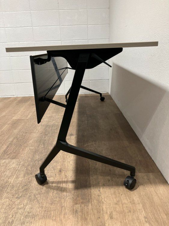 イトーキスレントシリーズ 平行スタックテーブル 商品画像2