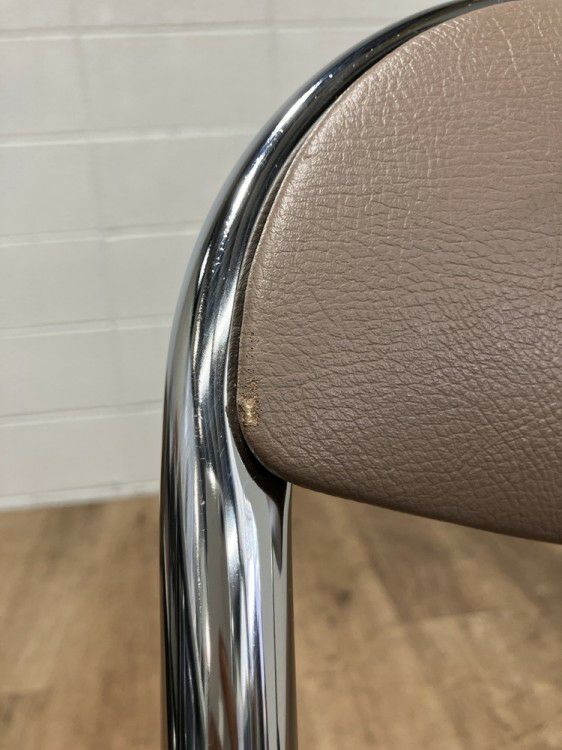 オカムラ8151Sシリーズ 折畳パイプイス 商品画像10