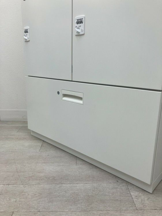 ダイシン商事Various Syst(バリアス)シストシリーズ ４人用パーソナルロッカーラテラル上下書庫 商品画像12