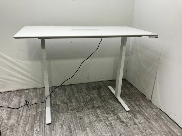 オカムラSwift(スイフト)シリーズ 電動昇降式1800ミーティングテーブル 商品画像6