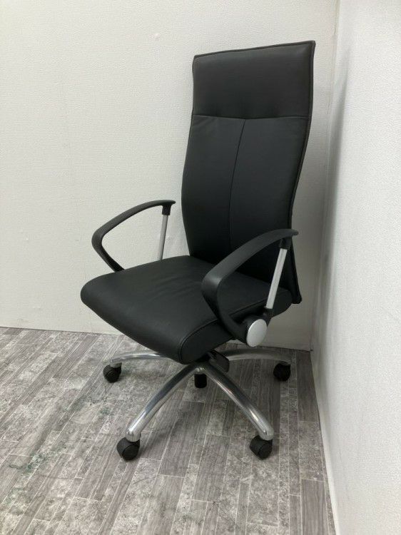 Oliver固定肘付マネジメントチェア 商品画像1