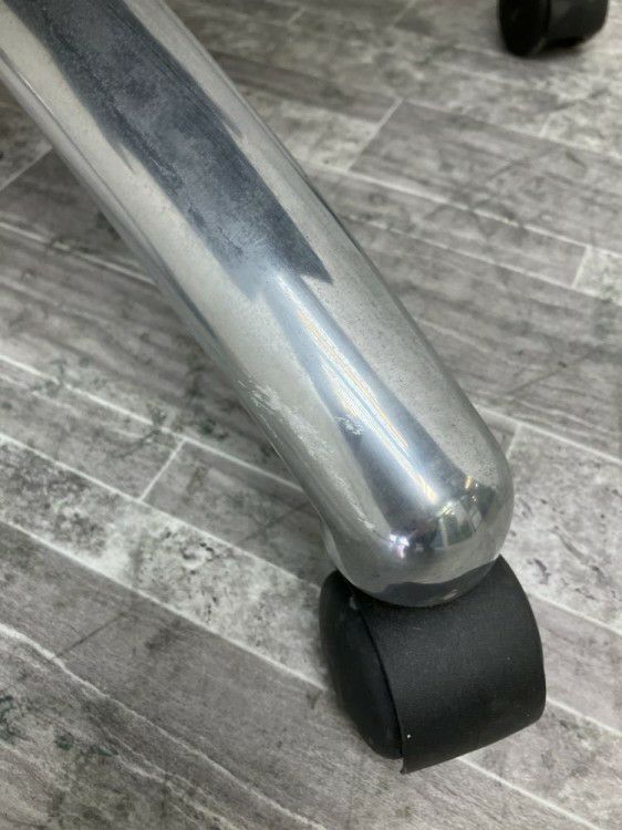 Oliver固定肘付マネジメントチェア 商品画像5