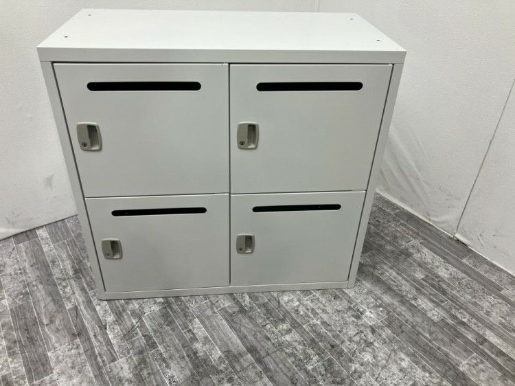 4人用パーソナルロッカー 商品画像1