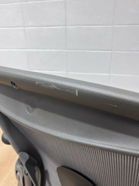 HermanMiller（ハーマンミラー）アーロンチェア 可動肘付アーロンチェア 商品画像9