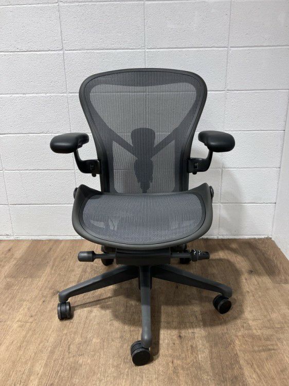 HermanMiller（ハーマンミラー）アーロンチェア 可動肘付アーロンチェア 商品画像19