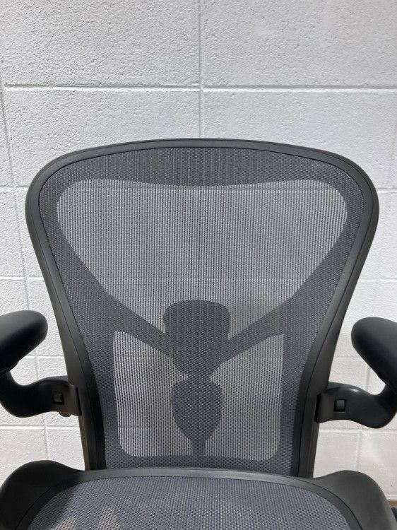 HermanMiller（ハーマンミラー）アーロンチェア 可動肘付アーロンチェア 商品画像20