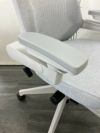 イトーキノート(nort)チェア 可動肘付ノートチェア 商品画像11