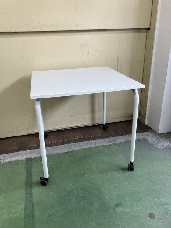 ウチダ（内田洋行）noma(ノマ)シリーズ 角テーブル 商品画像1