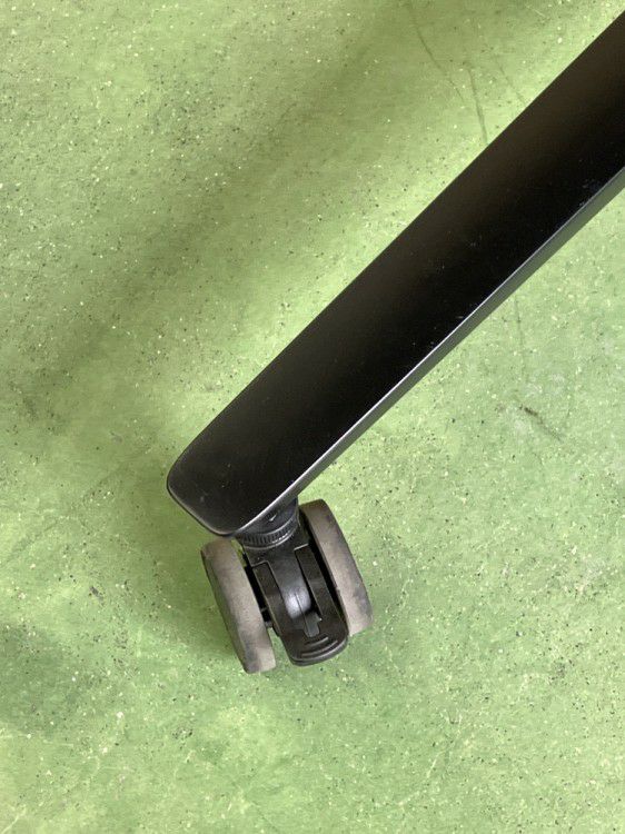 ウチダ（内田洋行）ニュートシリーズ 丸テーブル 商品画像6