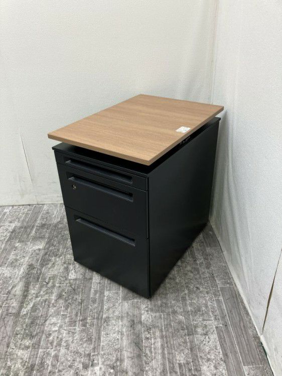 オカムラ天板昇降式3段インサイドワゴン 商品画像1