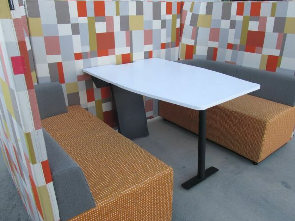 コクヨbrackets(ブラケッツ)シリーズ　コクヨ 対面ミーティングブースセット 商品画像2