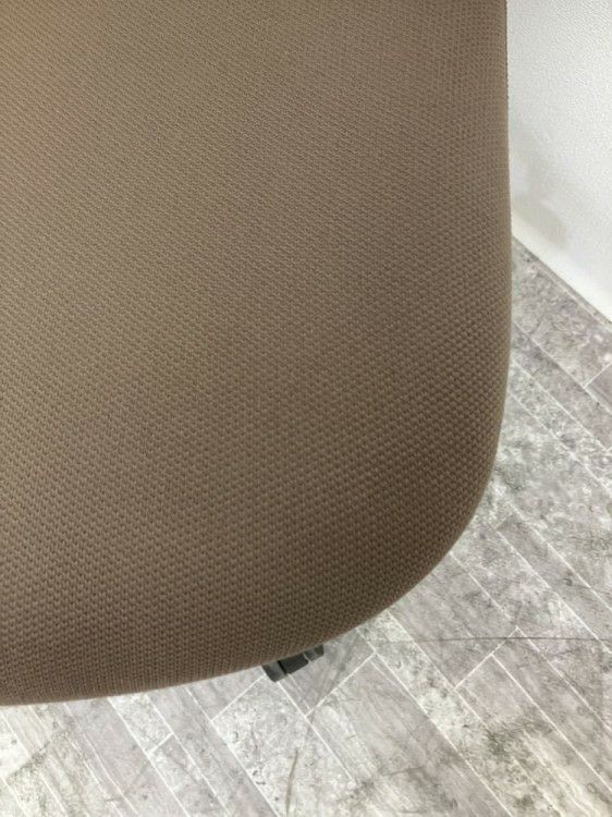 イトーキMOVU(モーブ)シリーズ 固定肘付モーブチェア 商品画像5