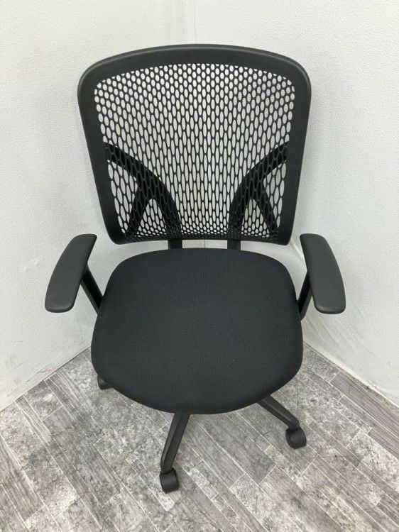 INABA/イナバyera(イエラ)チェア 肘付きイエラチェア 商品画像3