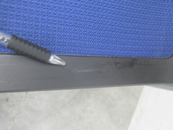 オカムラメモ台付きツァルトチェア 商品画像7