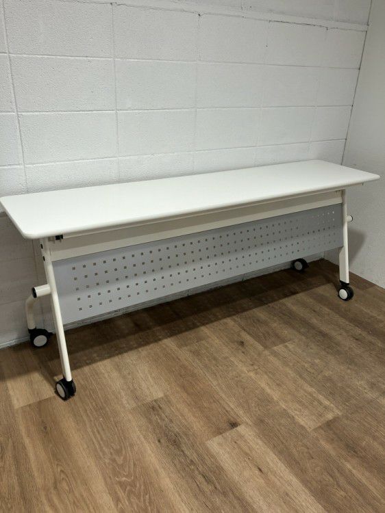 平行スタックテーブル 商品画像1