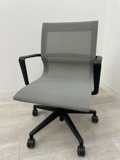 アイコ固定肘付OAチェア 商品画像1