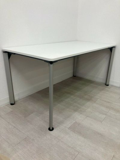 イトーキDEシリーズ 1500ミーティングテーブル 商品画像1