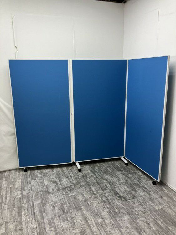プラスSY-2スクリーンシリーズ 3連結パーテーション 商品画像1