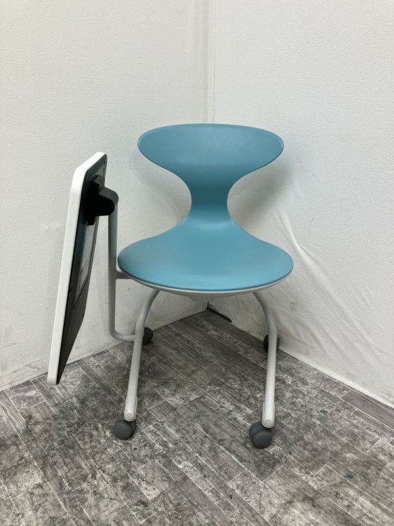 コクヨキャンパスアップシリーズ メモ台付キャンパスアップチェア 商品画像2