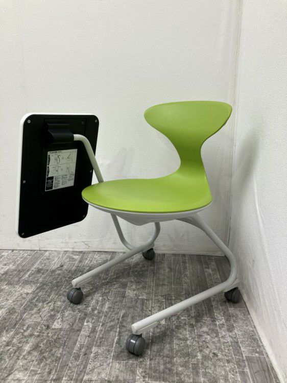 コクヨキャンパスアップシリーズ メモ台付キャンパスアップチェア 商品画像1